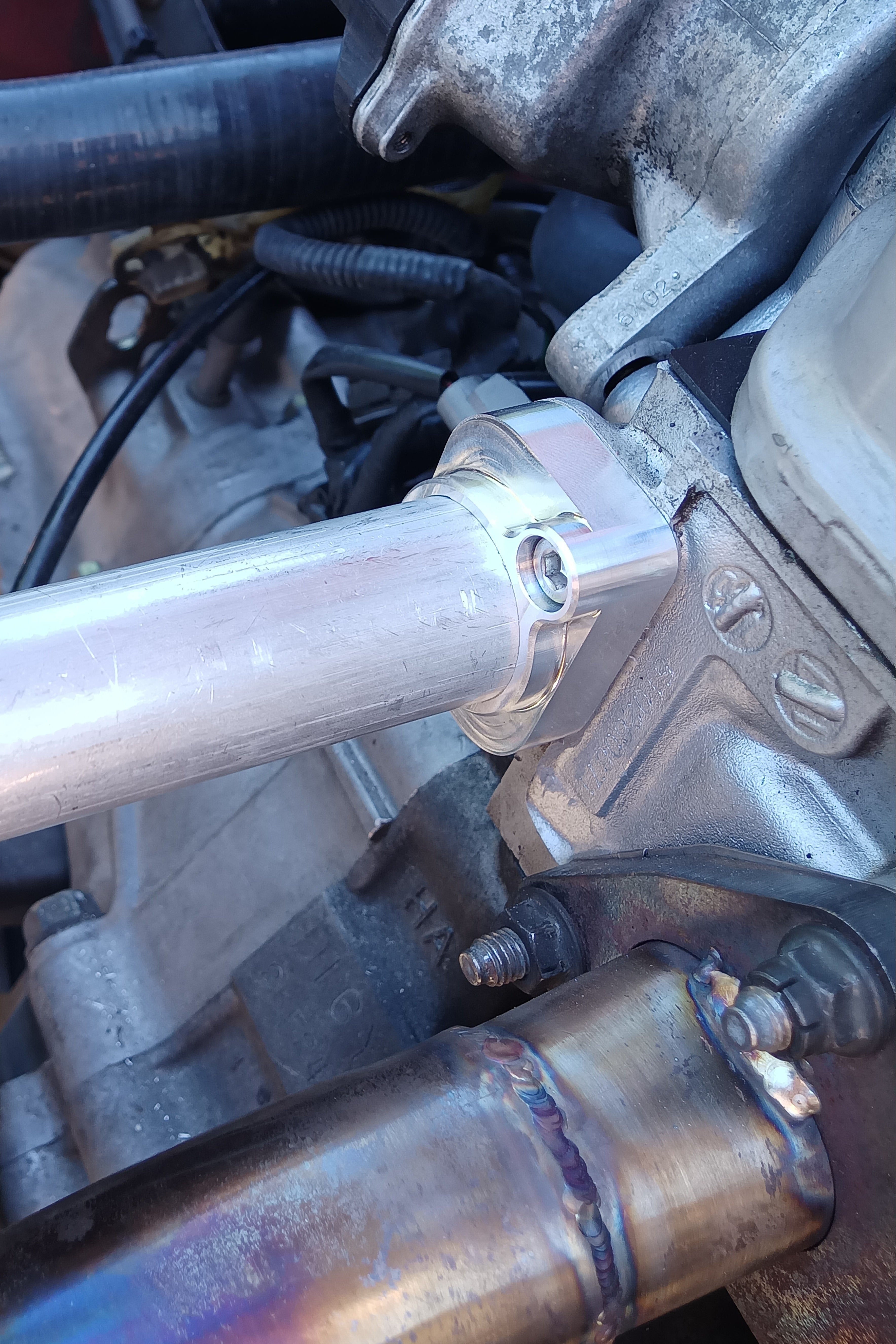 D16/15 Upper Water Neck Flange