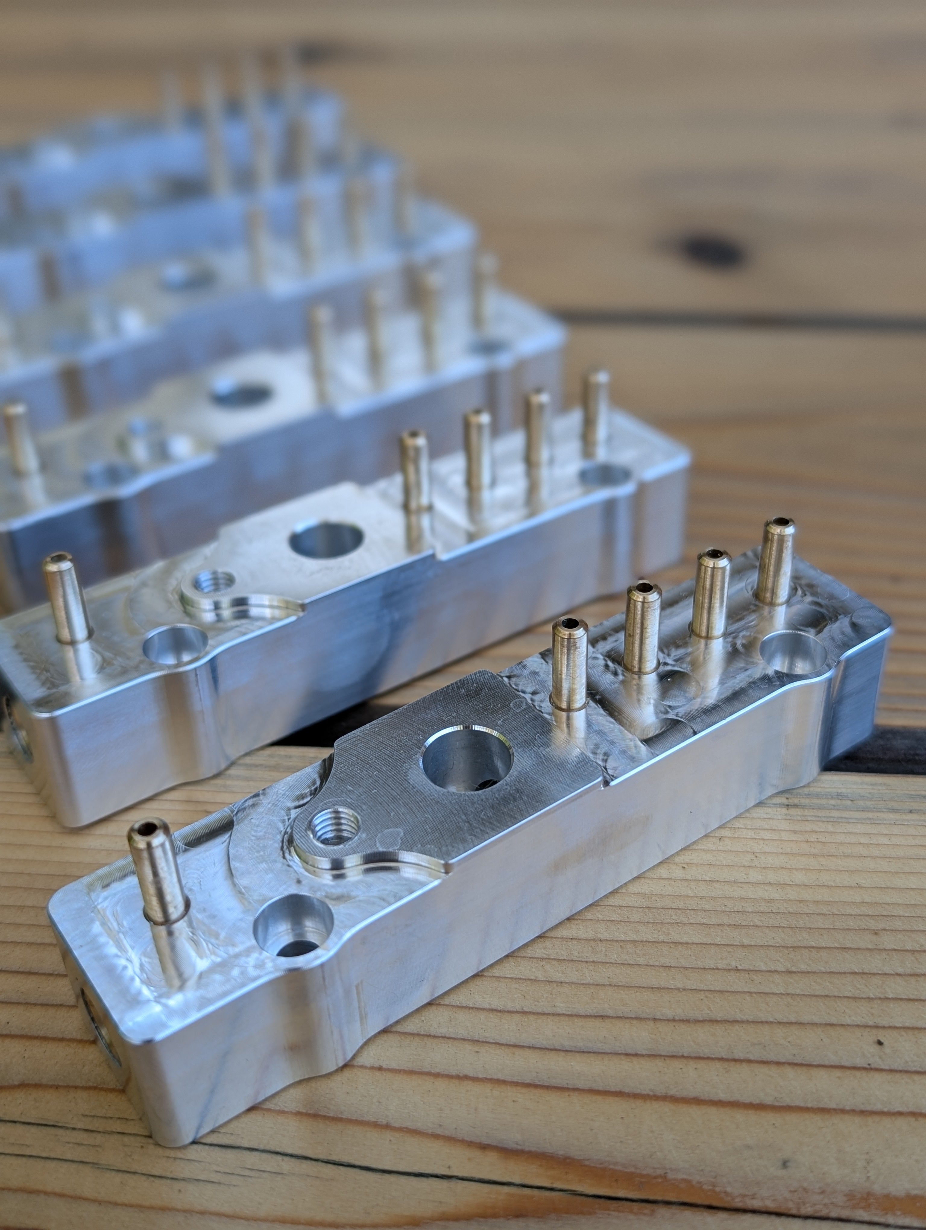 MAP/ Vacuum distribution manifold